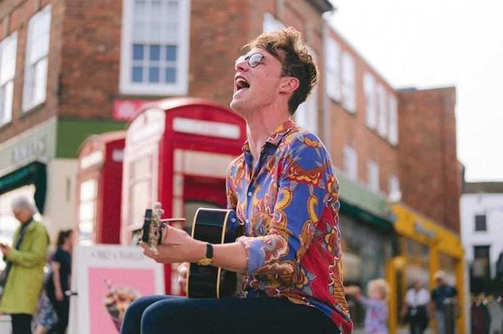 Max Stockin Lamb and Flag, Worcester